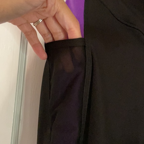 Work out leggings with pocket for phone on sides - Picture 3 of 8